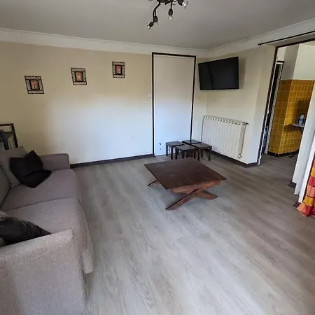 Apartamento T1 De 30 M2 En Rez De